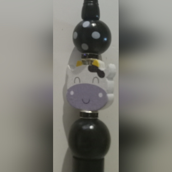 Adorable cow beaded ink pen - Picture 3 of 3